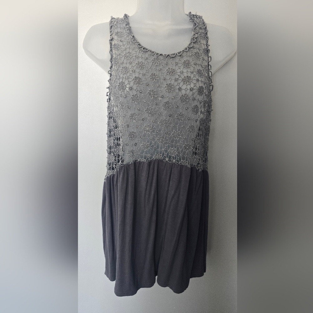 Y2K -  POL women's babydoll tunic Sleeveless top soft gray sheer lace Small